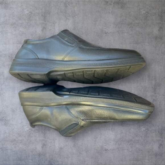 Size 13 / 46 Black Super Comfy Slip-on Shoes. In Very Good Condition. - Picture 4 of 7